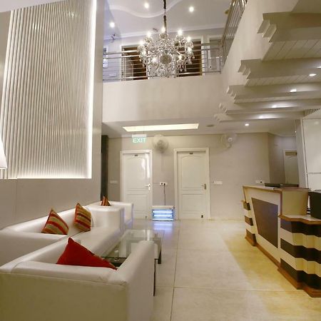 Hotel Diamond Plaza Chandīgarh Eksteriør billede