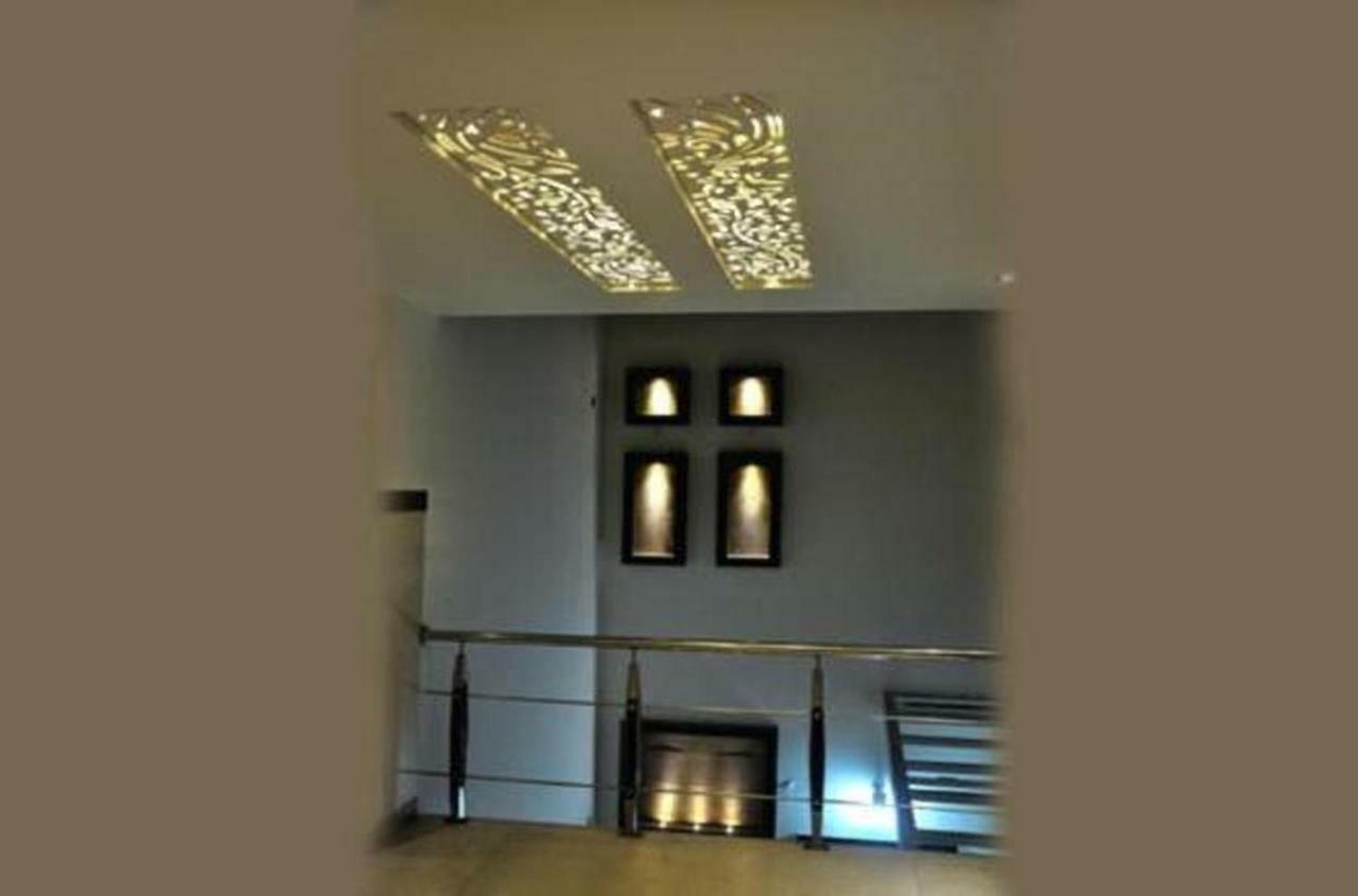 Hotel Diamond Plaza Chandīgarh Eksteriør billede