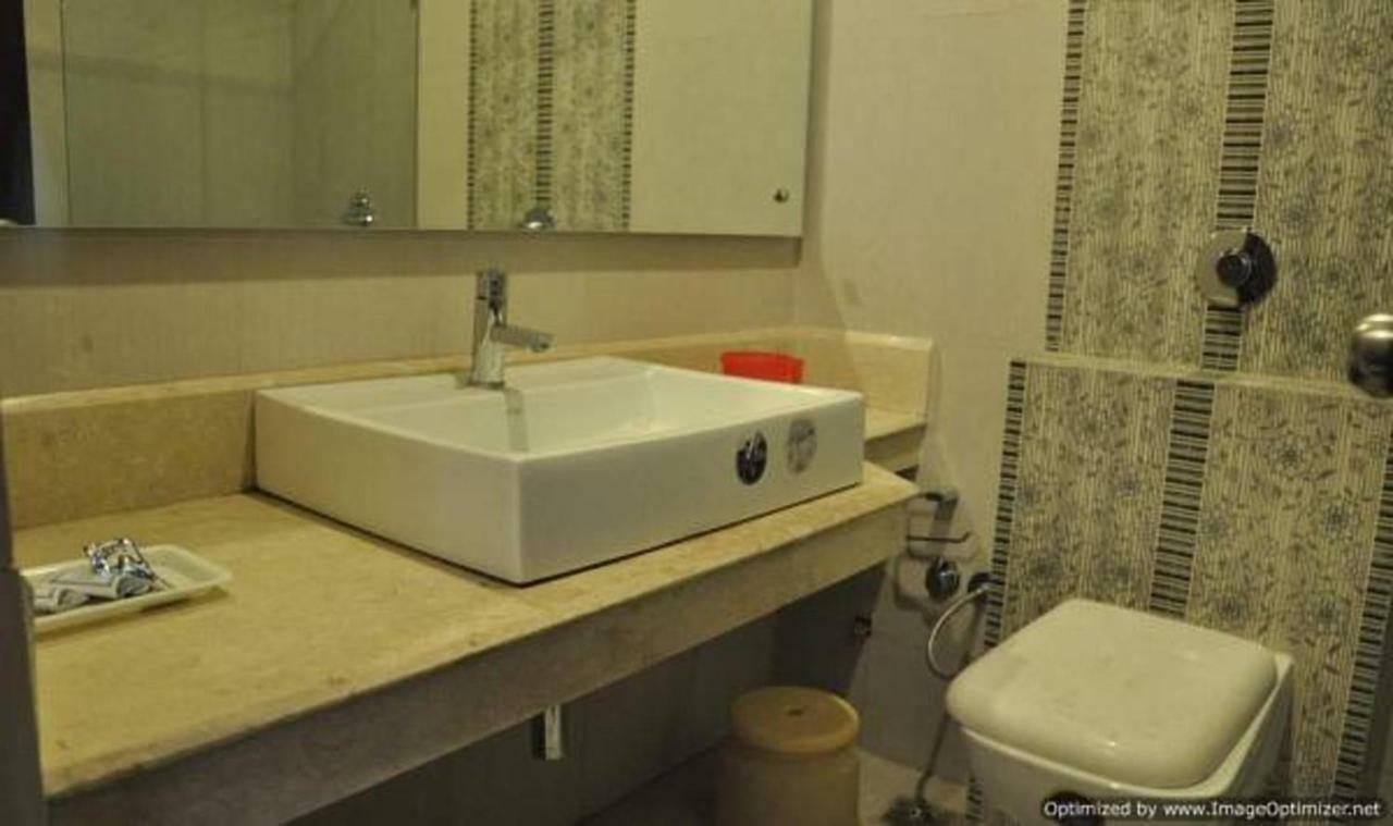 Hotel Diamond Plaza Chandīgarh Eksteriør billede