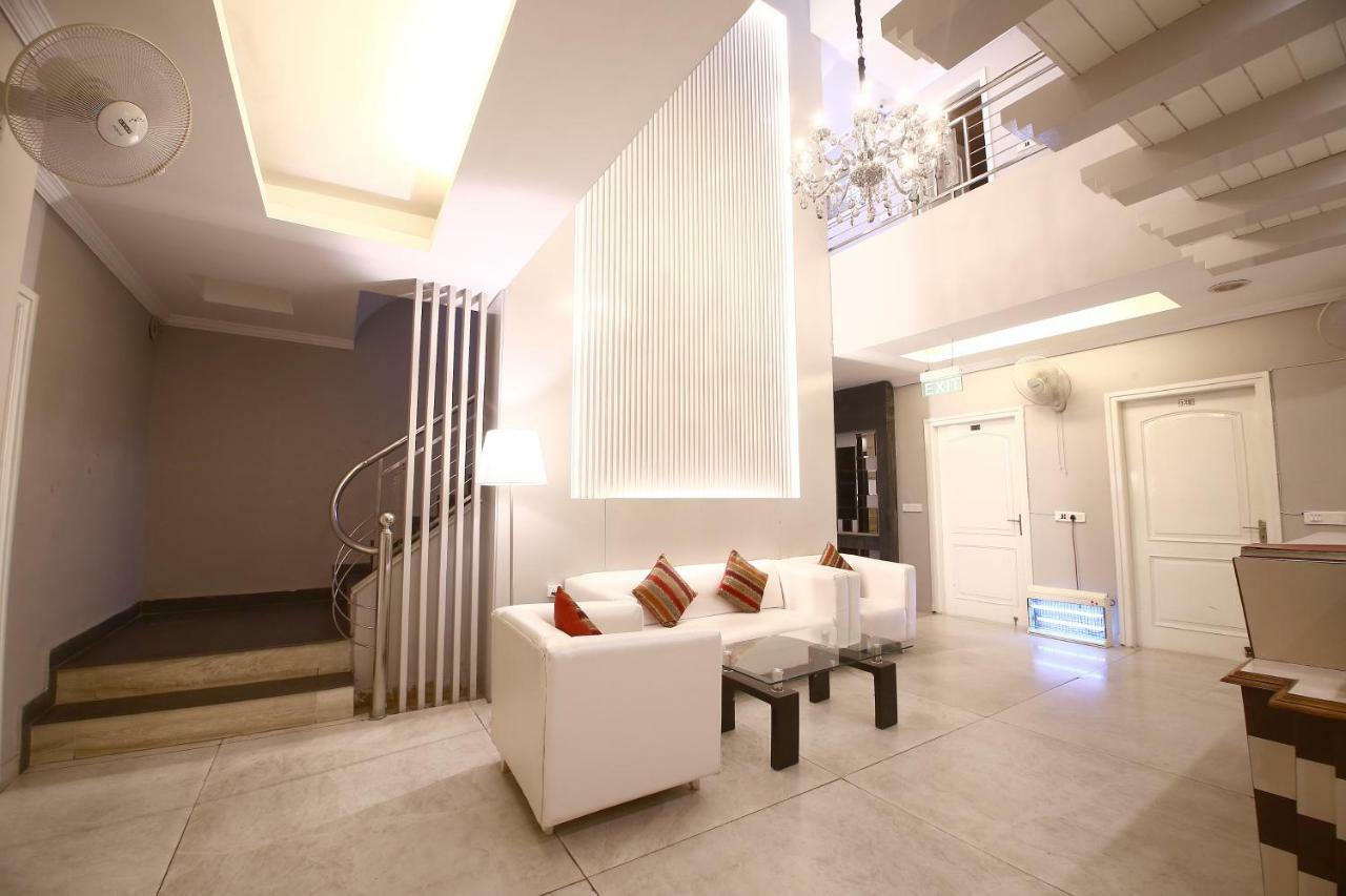 Hotel Diamond Plaza Chandīgarh Eksteriør billede
